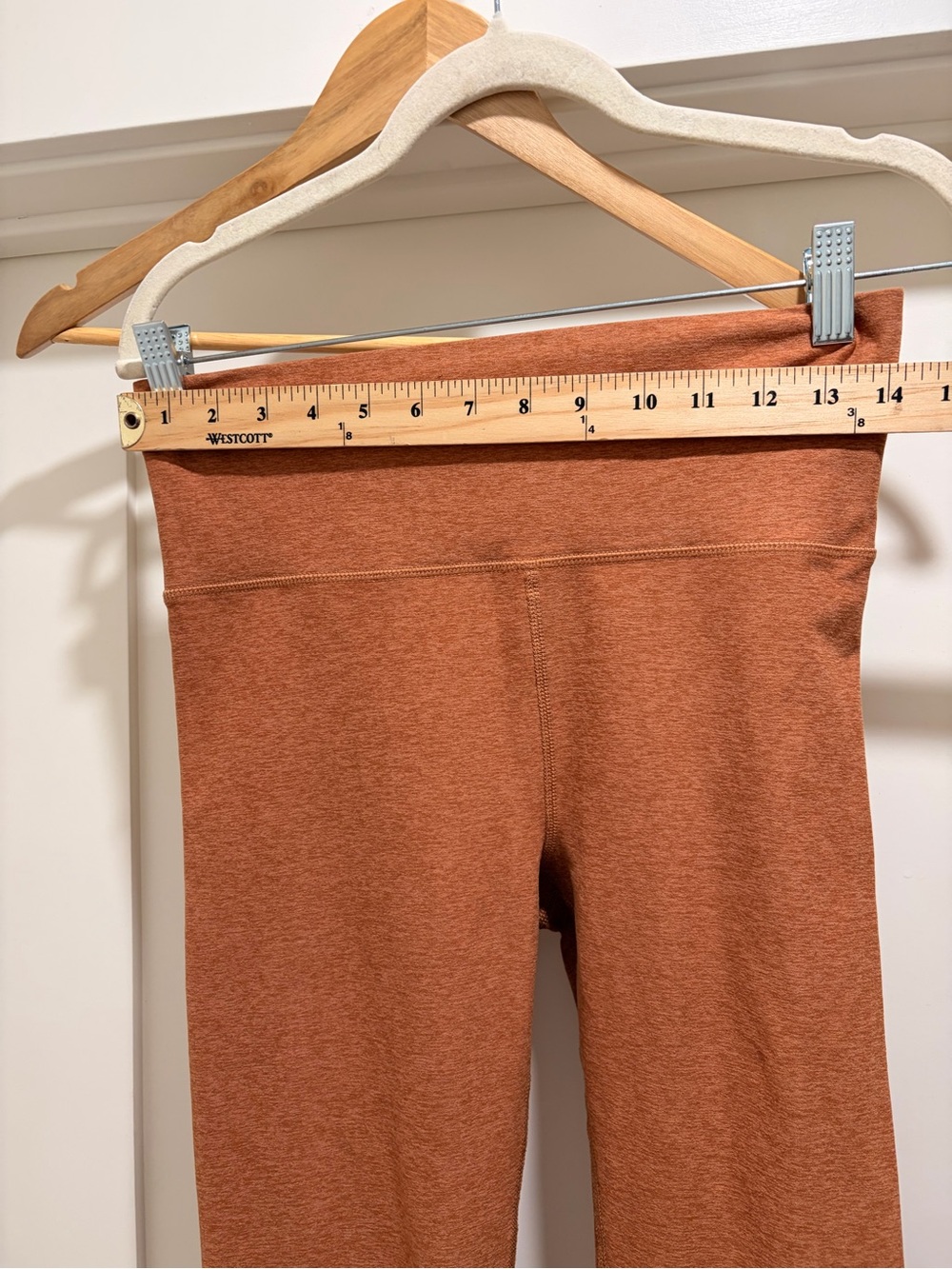 Vuori Palo Santo Set Heathered Tank and Leggings - Picture 14 of 16